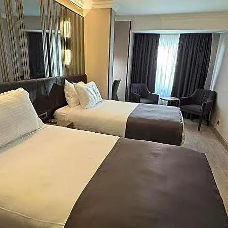 Aven Hotel Estambul
