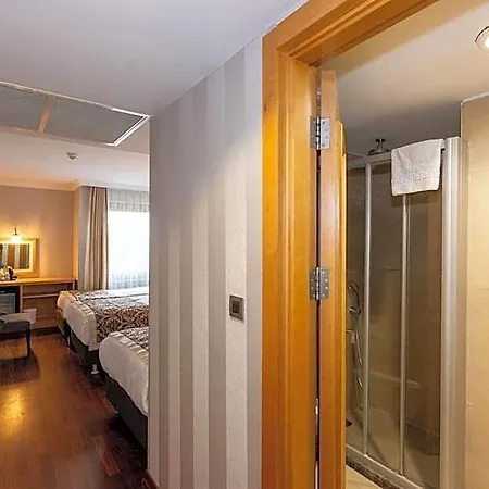 Aven 3* Estambul